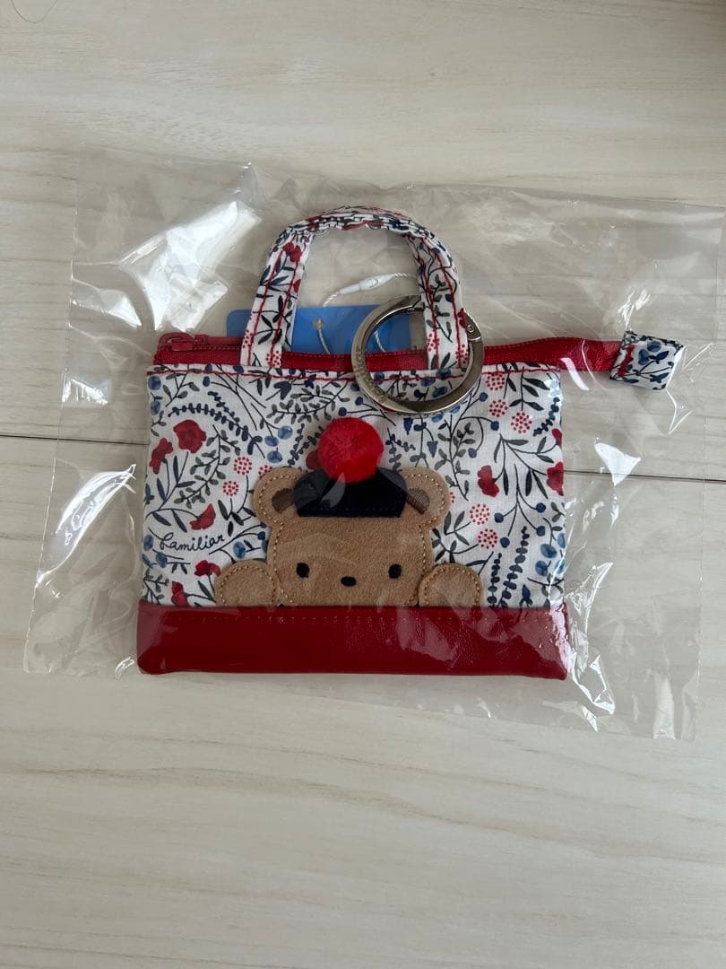 ファミリア　バッグチャーム