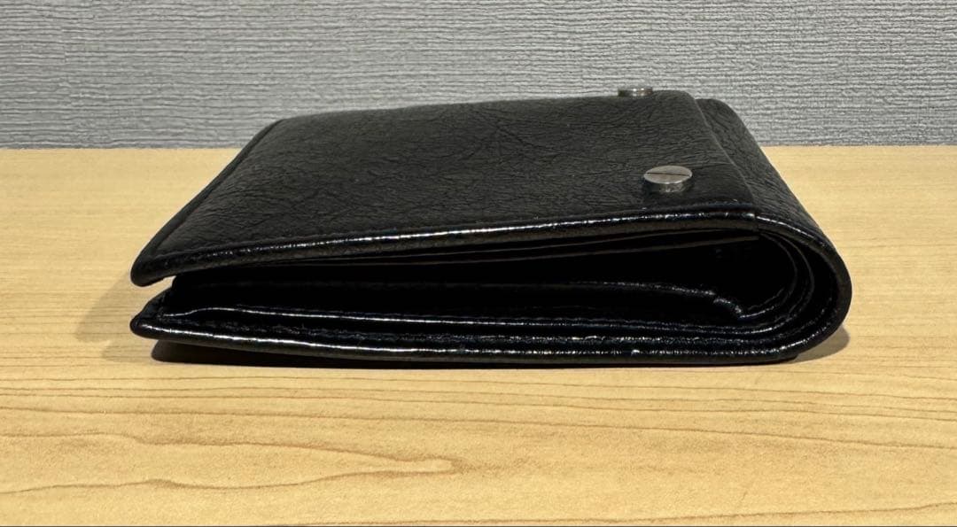 メンズ２つ折り財布