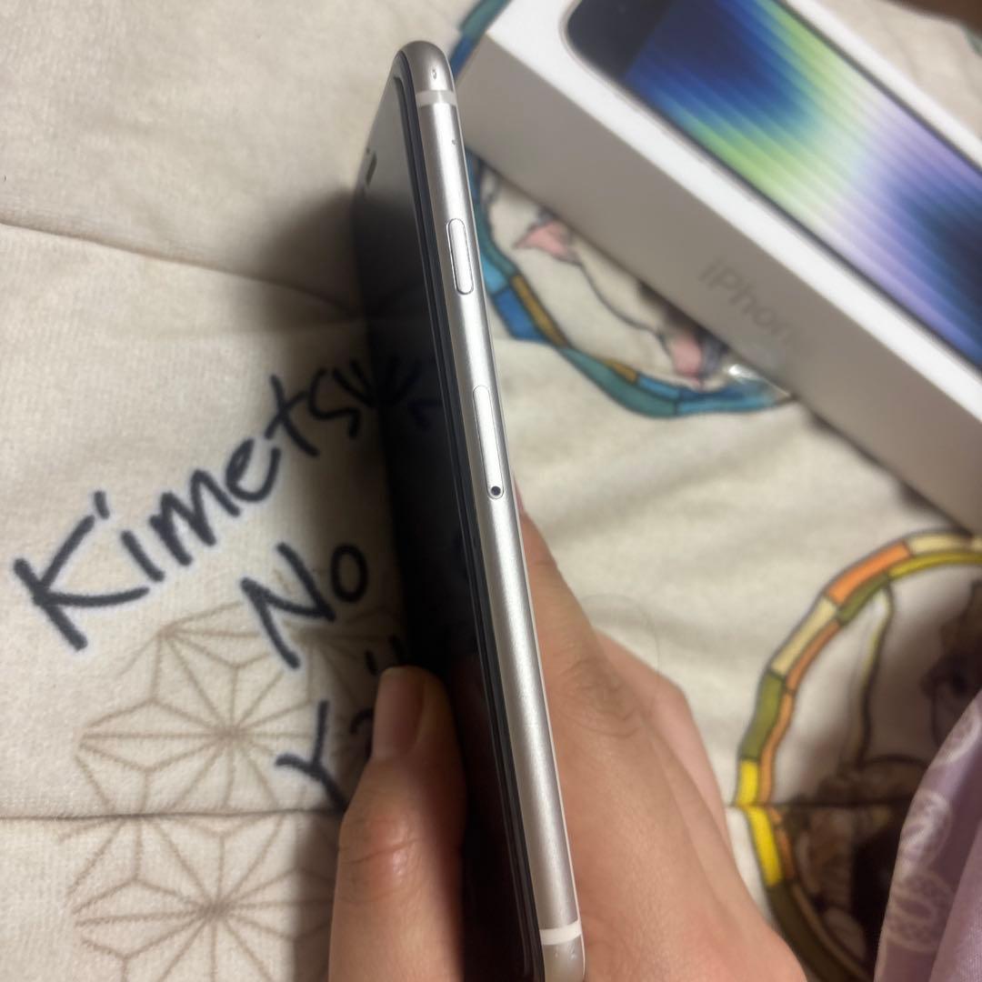 動作確認済みiPhone SE 第3世代 64GB SIMフリー 付属品完備美品