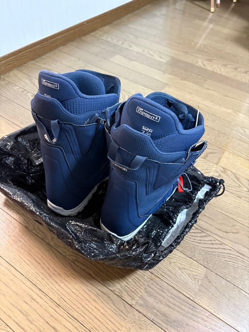 M*5様 【直接受け取り】スノーボード 板 ビンディング ブーツ K2 BURT