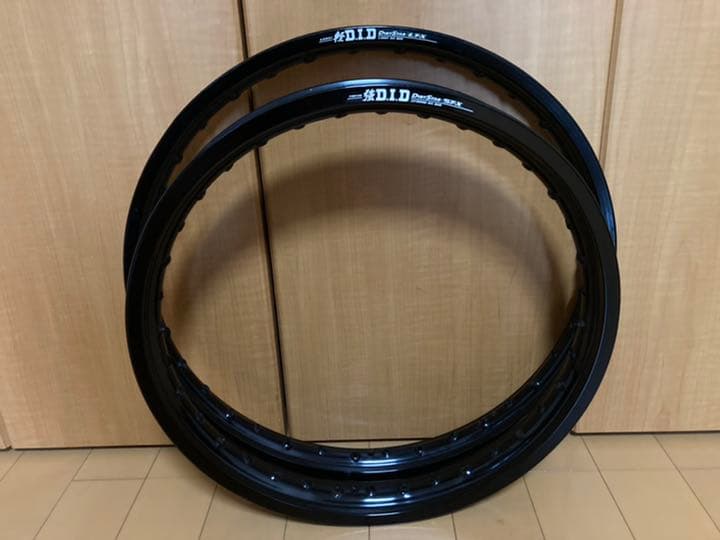 D.I.D 軽リム(前輪)新品