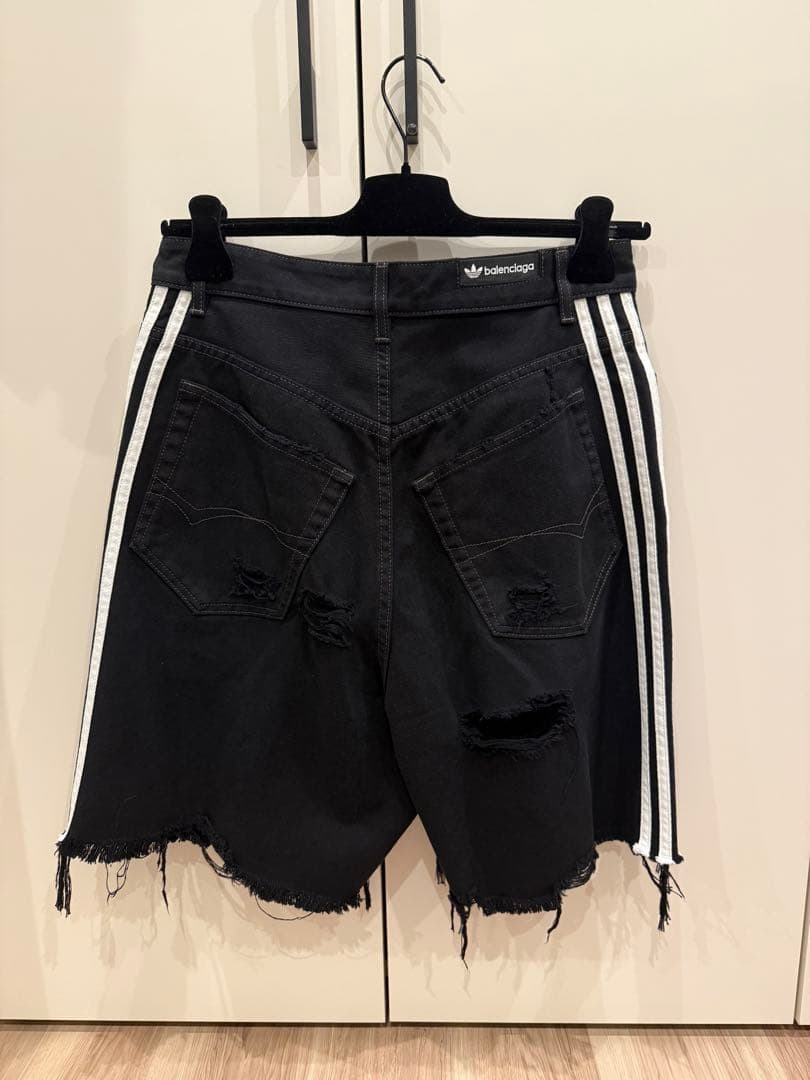 ニックネーム・落札禁止balenciaga × adidasデニムショー