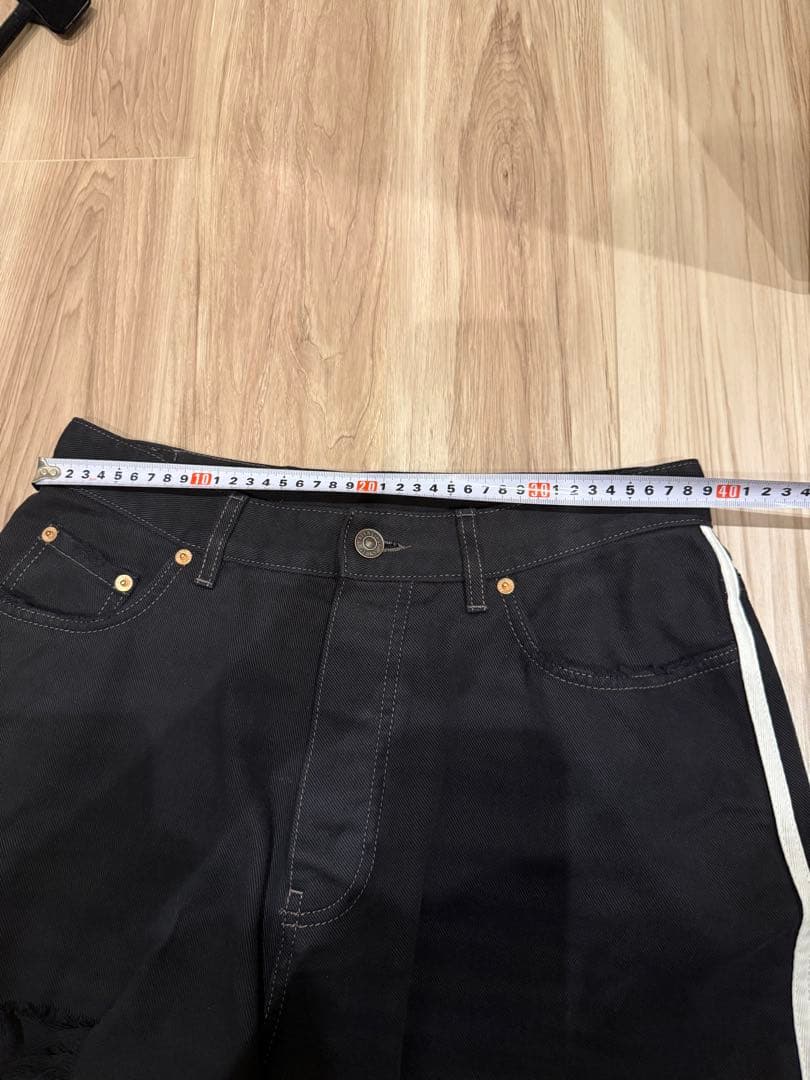 ニックネーム・落札禁止balenciaga × adidasデニムショー