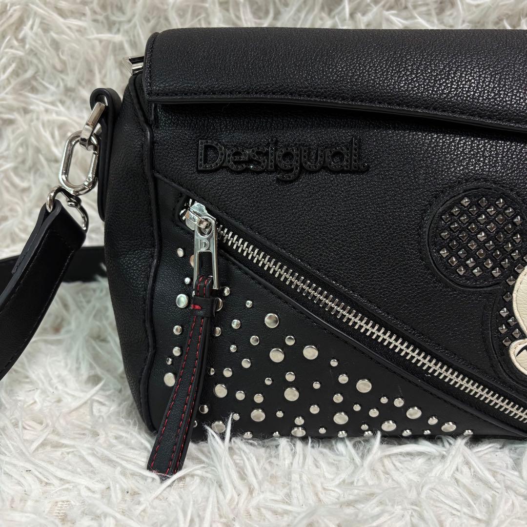 ✨未使用級/限定品✨デシグアル×ディズニー ショルダーバッグ ミッキー スタッズ