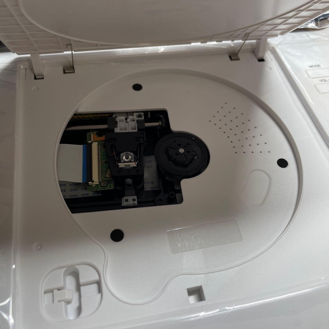 10インチ ポータブルDVD・BD・Blu-ray・ブルーレイプレーヤー