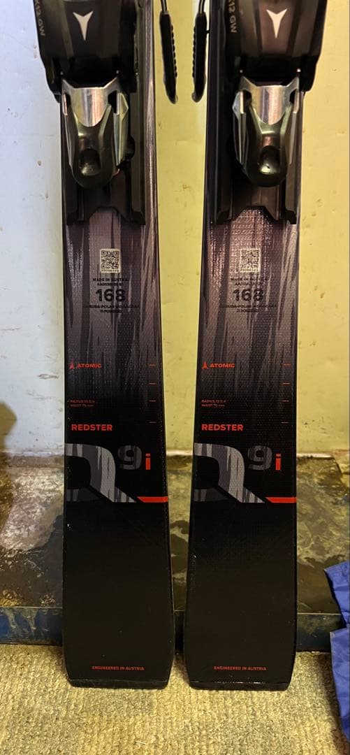 Atomic Redster Q9i 23-24モデル　168 ㎝　アトミック