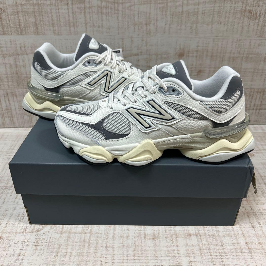 新品未使用箱付き New Balance U9060AGA 25cm