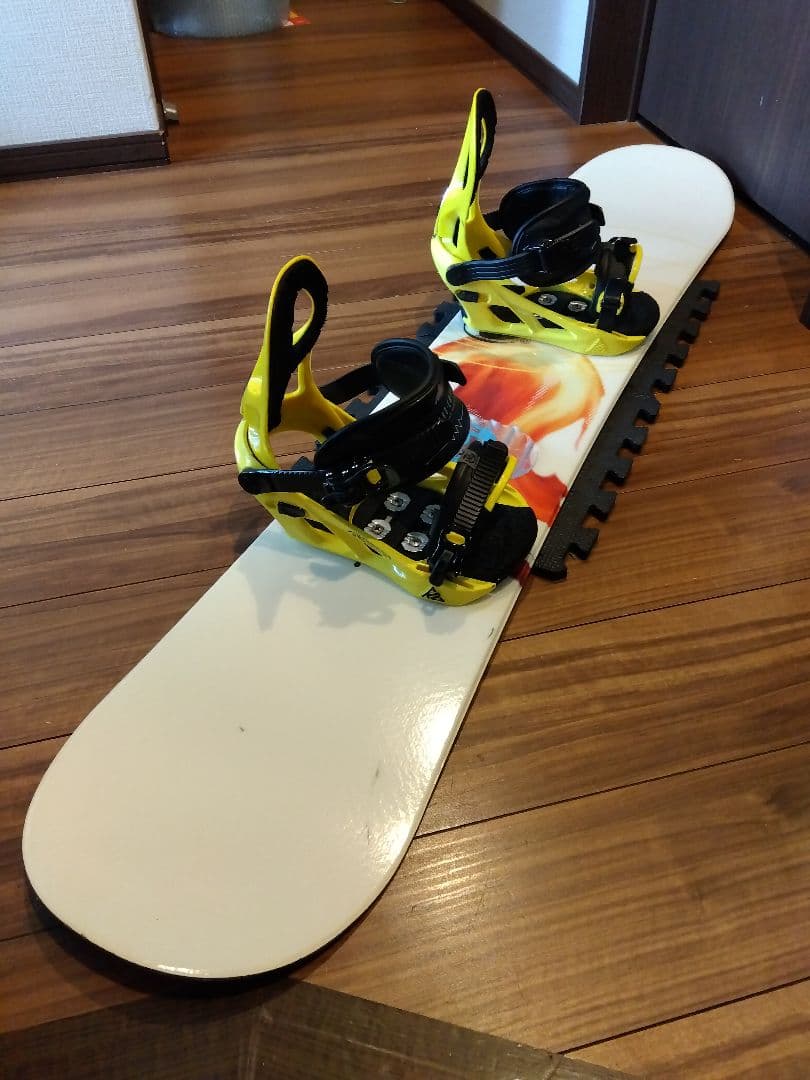 【送料無料】希少！AIRWALK 140 学生・レディース スノーボードセット