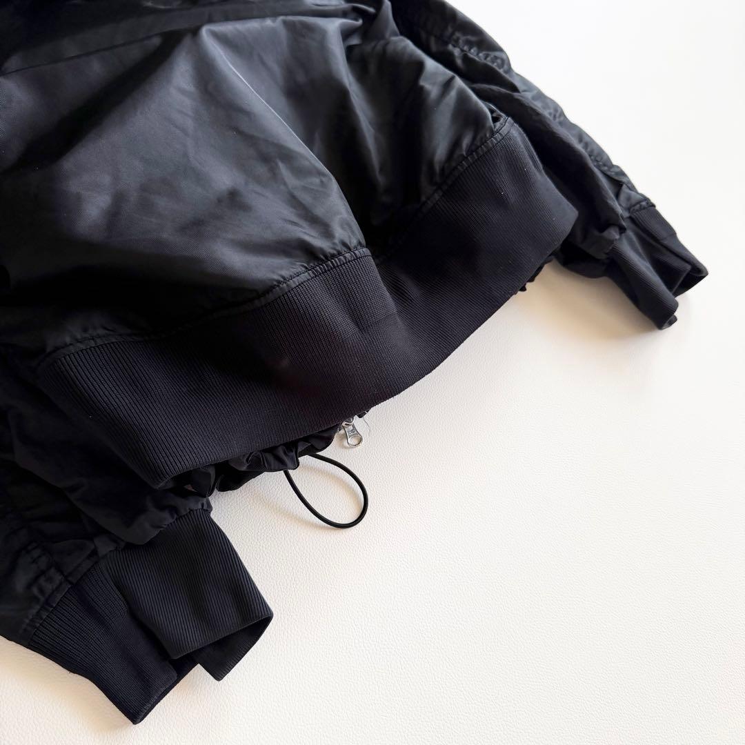 【ナイキ × サカイ】 ドッキング フーデッドブルゾン ジャケット XS 黒