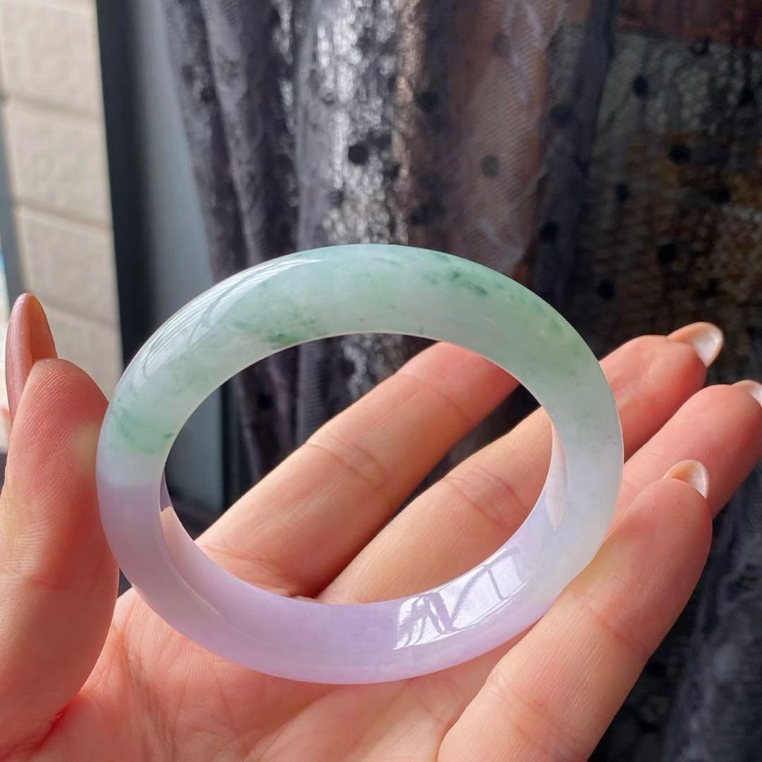 本翡翠、春彩小さいバングル　〜52.5