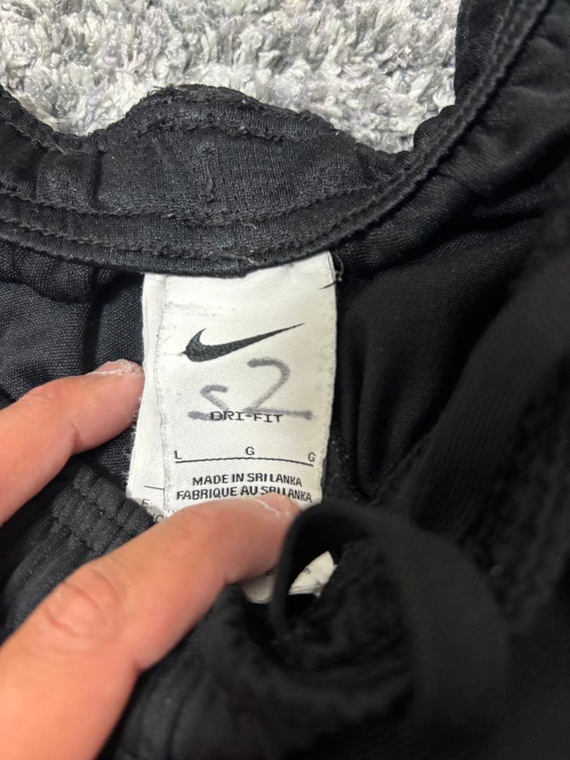 浦和レッズ Nike Gunosys ブラックジャージ Lサイズ