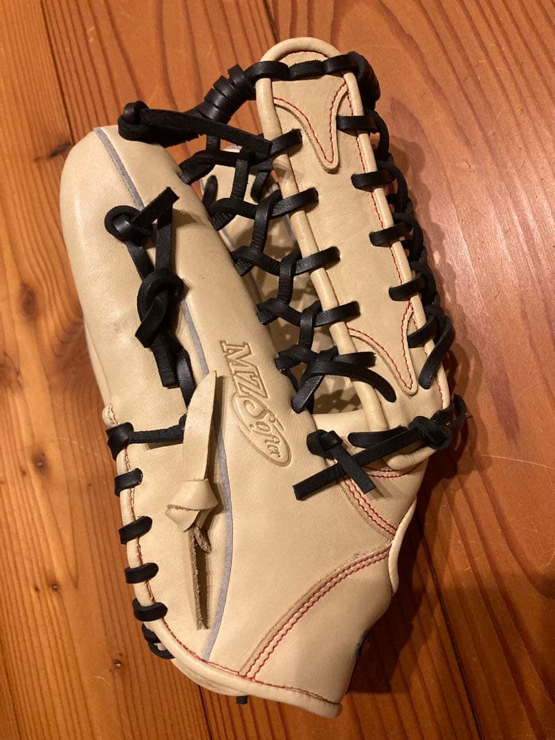 （左利き用）Mizuno 野球グローブ