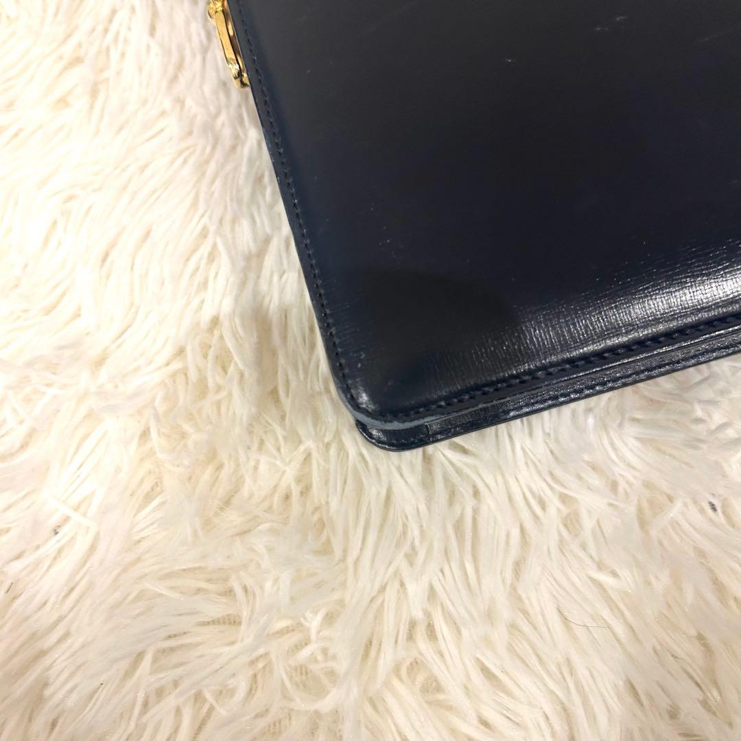 CELINE セリーヌ ショルダーバッグ ホースビット 馬車金具 ブラック