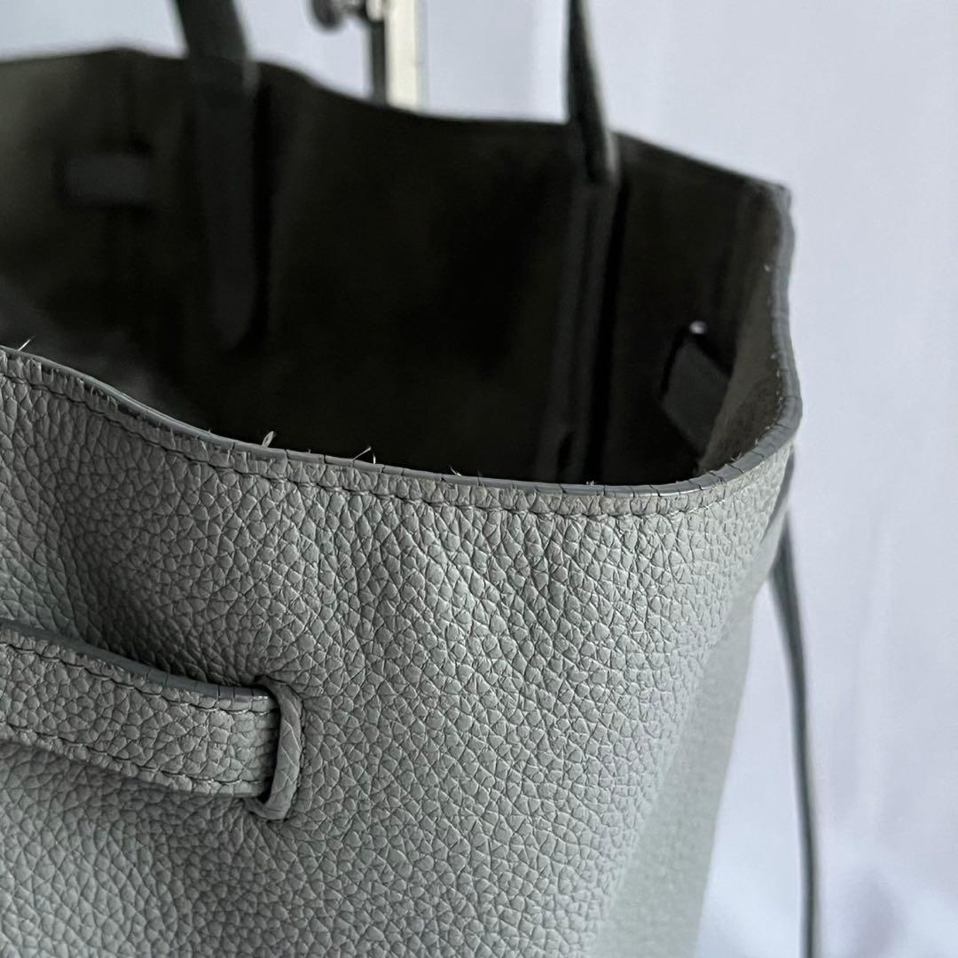 ✨極美品✨　CELINE バーティカルカバ　トートバッグ　レザー　グレー