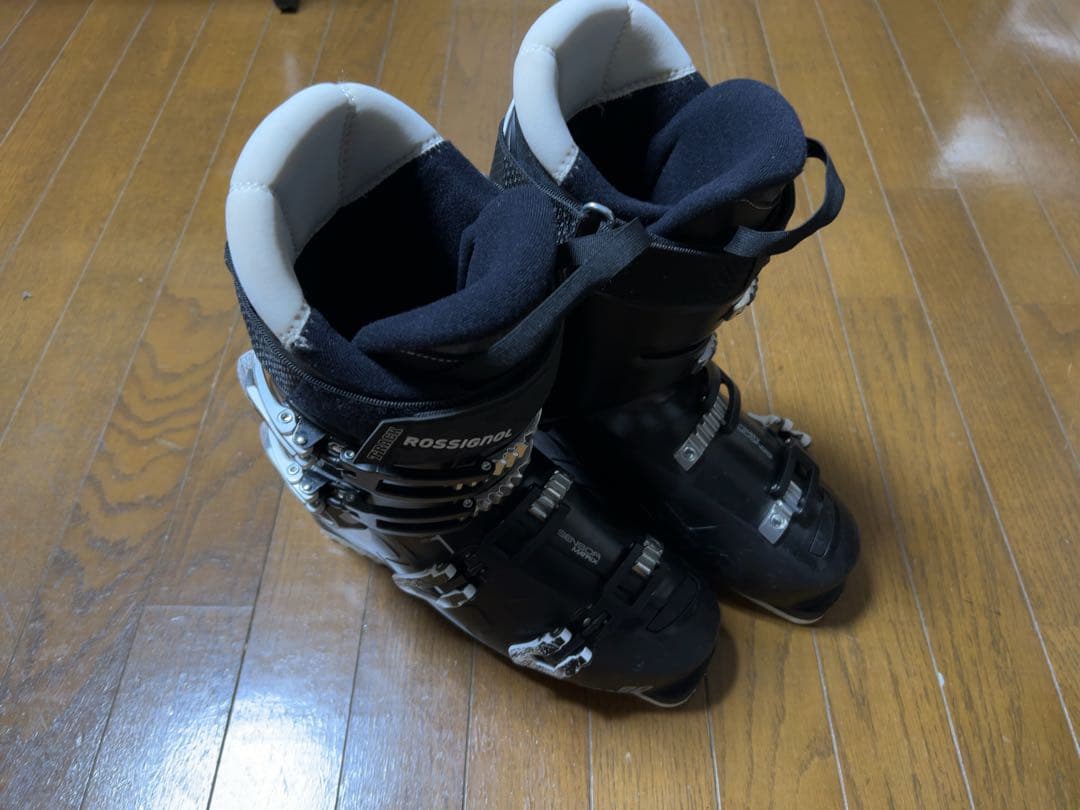 ROSSIGNOL スキーブーツ TRACK 80 ATOMIC バック