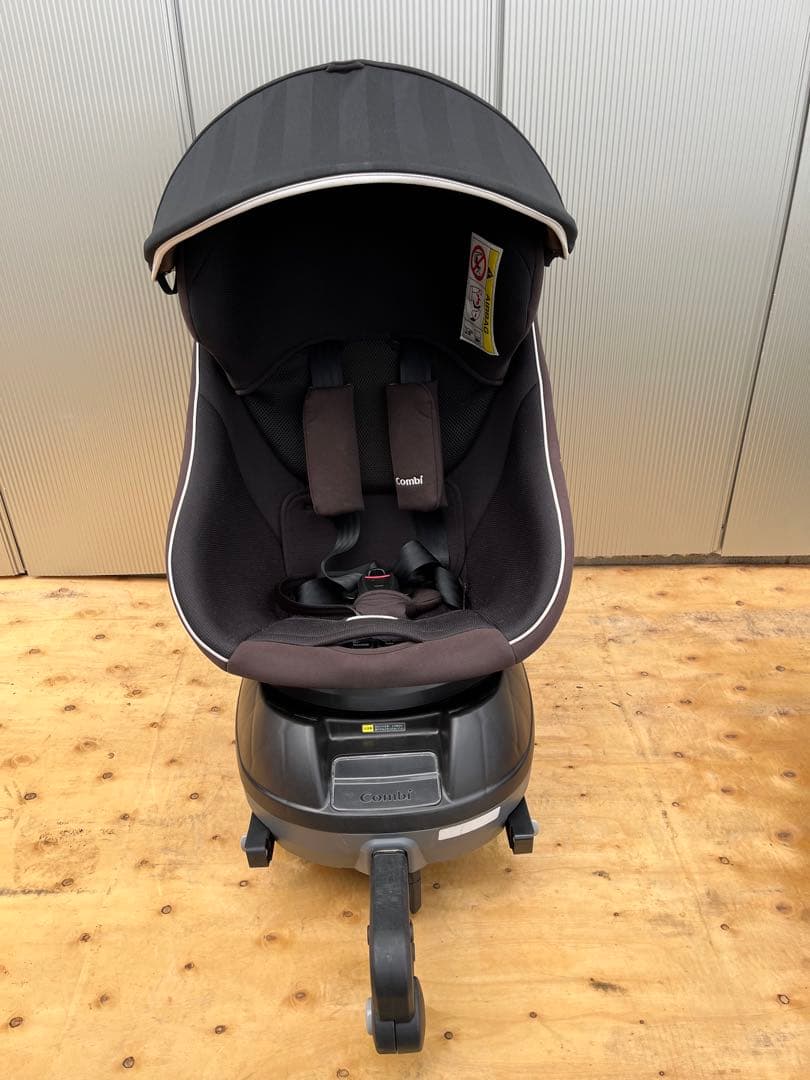 【美品】Combi コンビ CG-UIG クルムーブ　スマートISOFIX対応