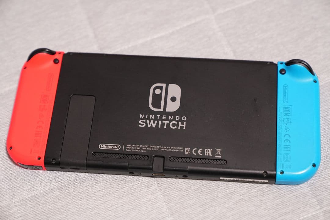 【中古】Nintendo Switch 青/赤 本体 HAD-S-KABAA