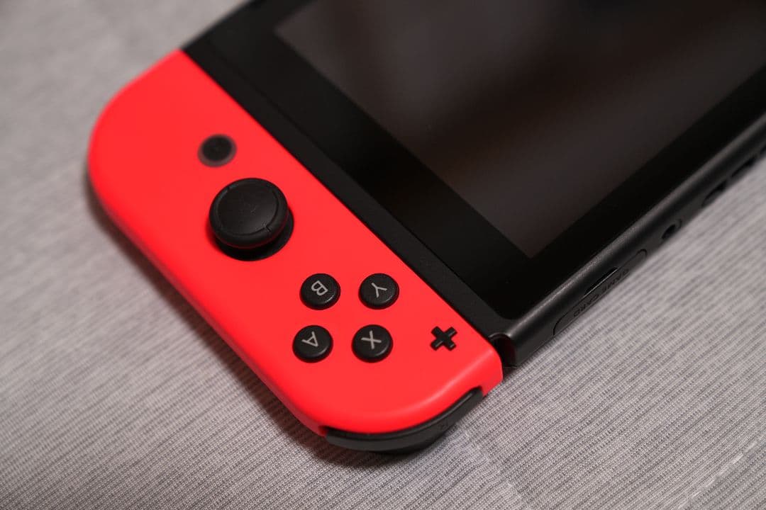 【中古】Nintendo Switch 青/赤 本体 HAD-S-KABAA