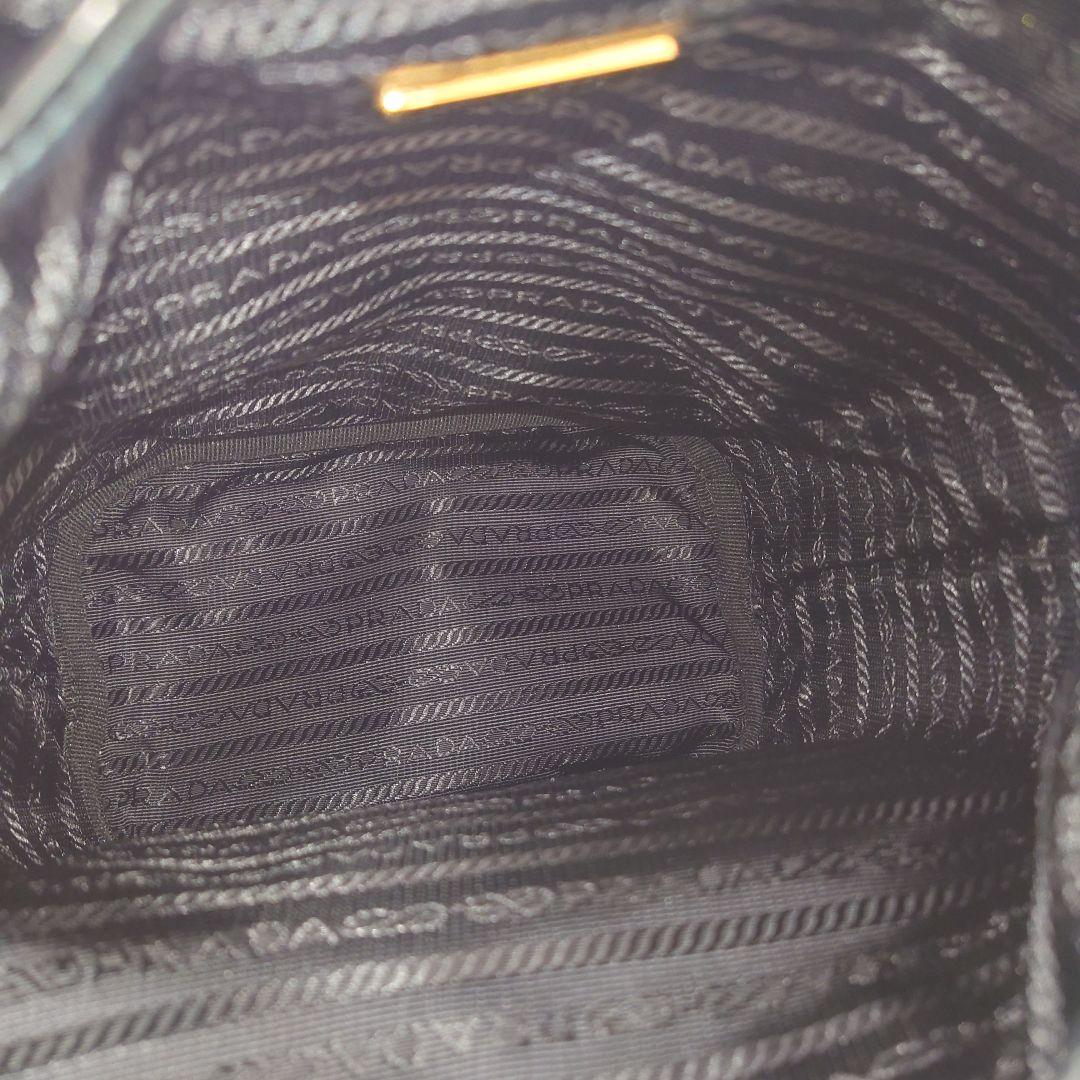 PRADA ブラック バケットバッグ
