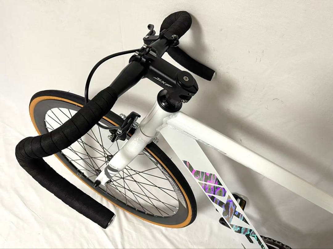 新品・未使用JIXFピストバイクFIXED GEARホワイトフロントブレーキ付