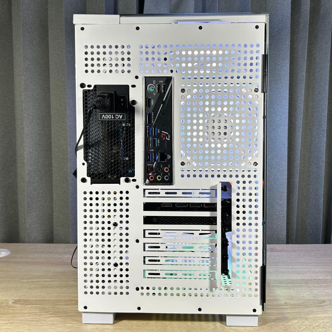 超高性能 白 ゲーミングPC RTX3070 Windows11 ワイルズ快適