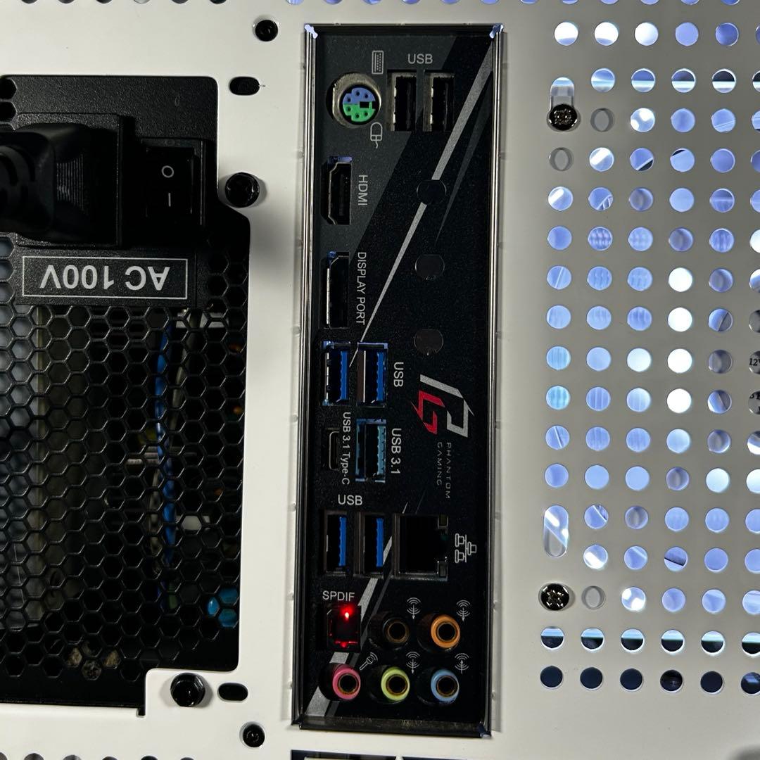 超高性能 白 ゲーミングPC RTX3070 Windows11 ワイルズ快適