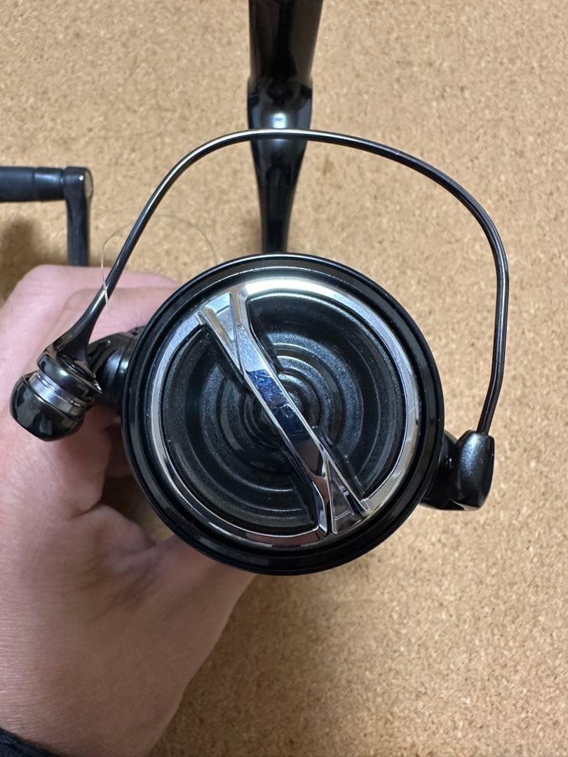 SHIMANO シマノ　C3000XG スピニングリール