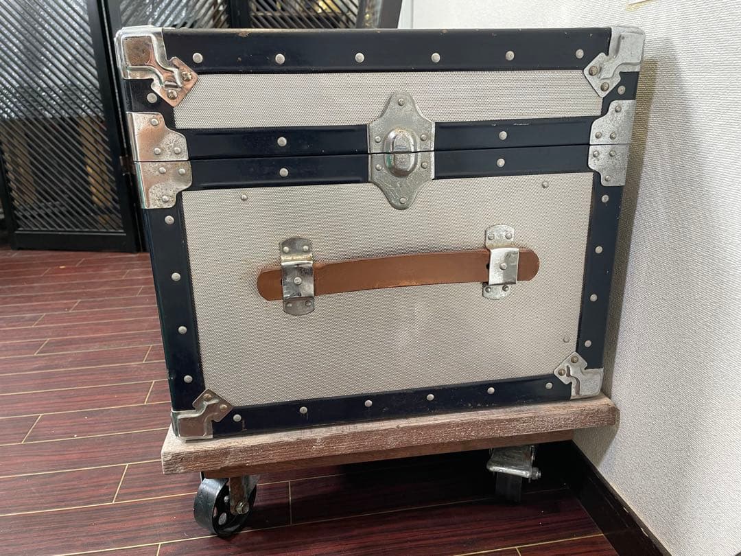 専用 ビンテージ アルミトランク トロリー センターテーブル インダストリアル