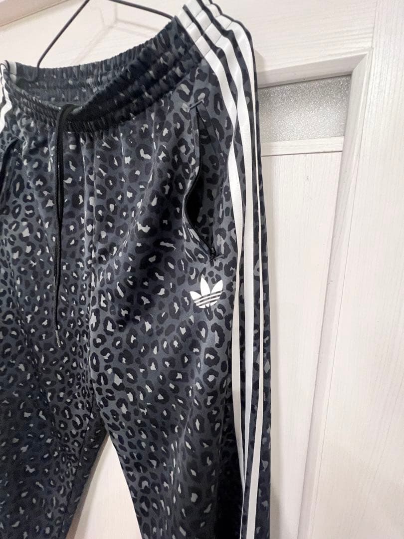 adidas ファイヤーバードレオパードトラックパンツABC mart限定