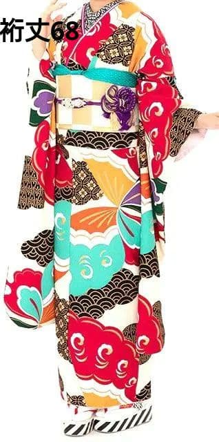 110-4ふりそでMOOE蝶に古典柄振袖