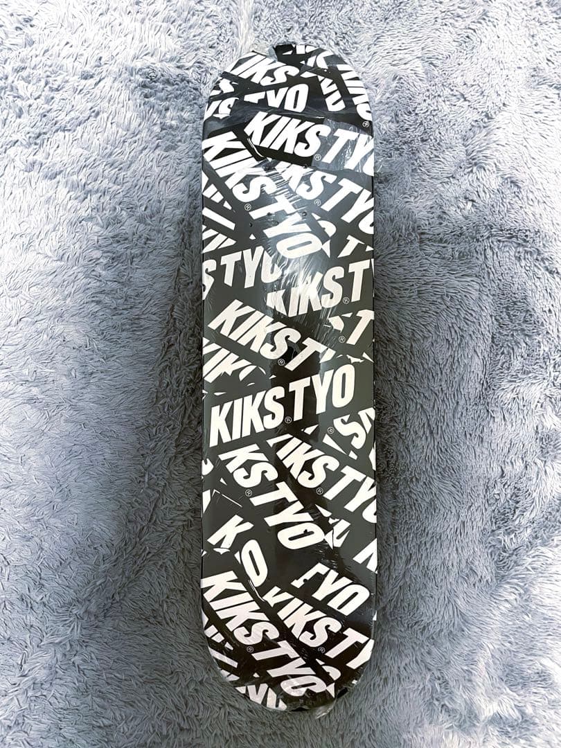 KIKS TYO スケートボード デッキ