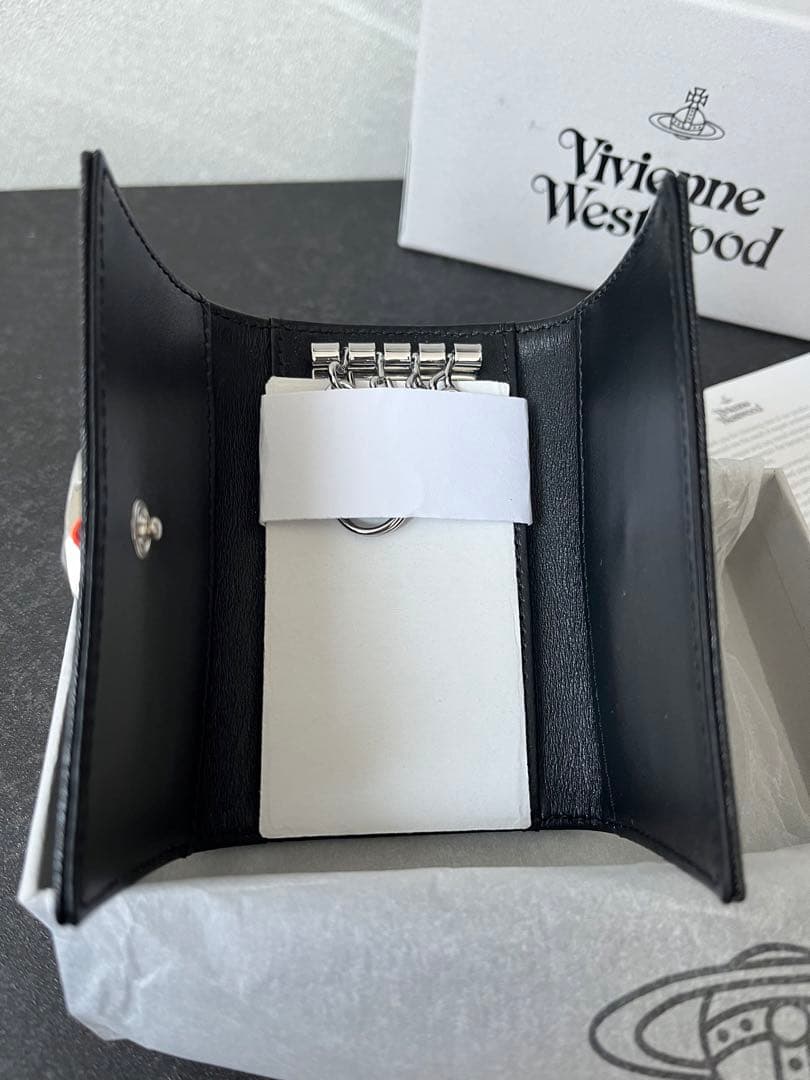 新品　Vivienne Westwood ヴィヴィアンウエストウッド キーケース