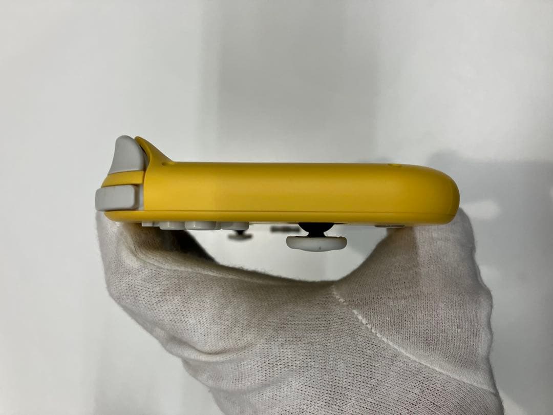 美品！Nintendo Switch Lite イエロー