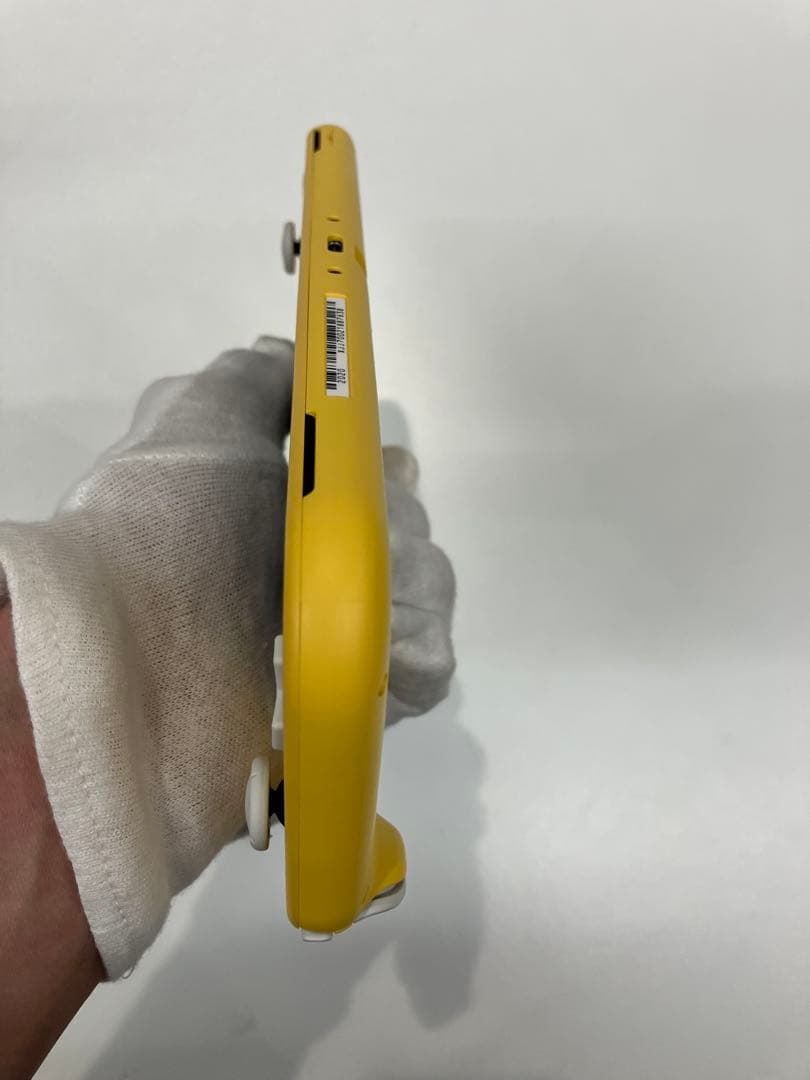 美品！Nintendo Switch Lite イエロー