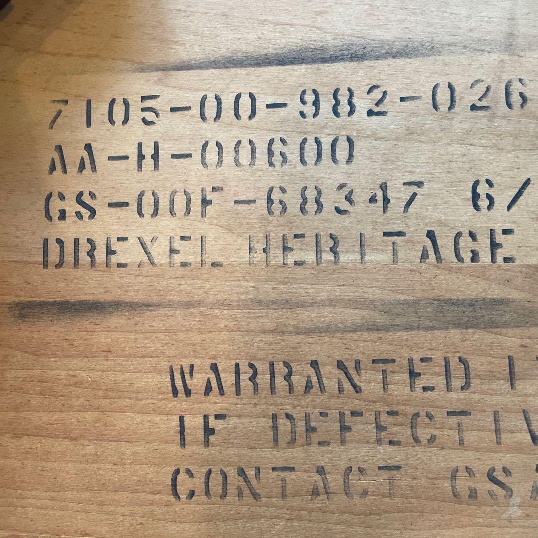 アメリカンヴィンテージ・DREXEL.HERITAGE ナイトテーブル　1986