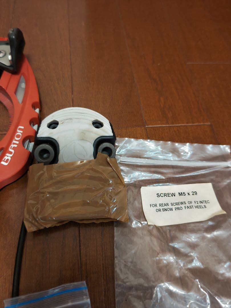 バートンフィジックス BURTON PHYSICS片方新品