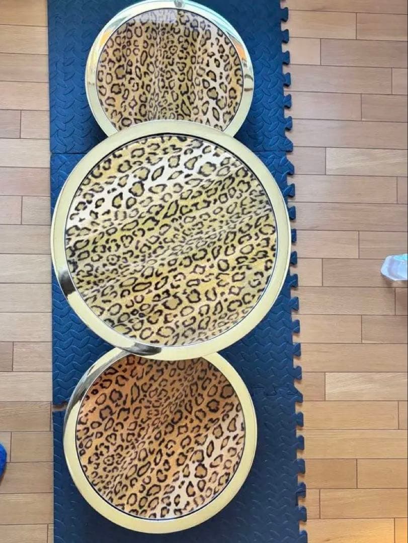 円形スライドテーブル　サイドテーブル　豹柄　ガラステーブル　ラウンドテーブル