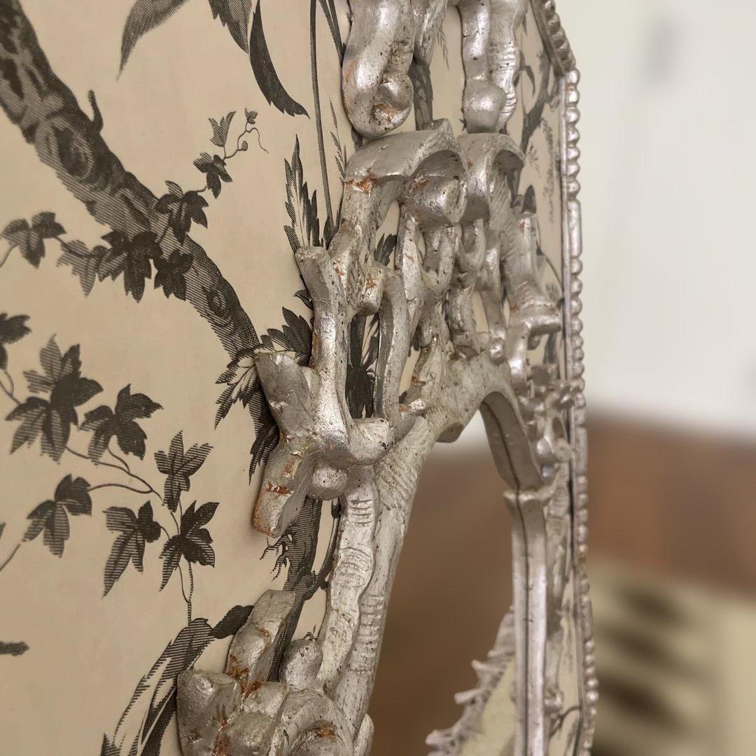 クラシックな花柄オーバルミラー　エルシオ