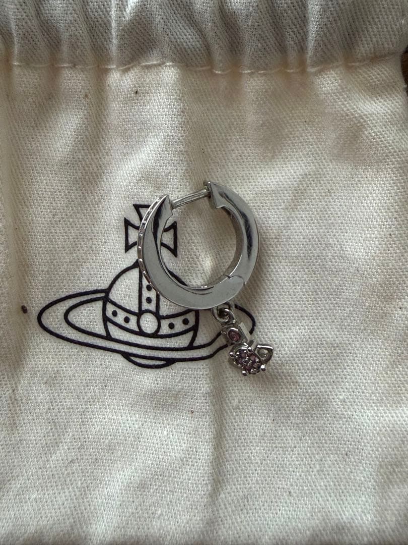 【Vivienne Westwood】MANBRANDITAシングルフープピアス