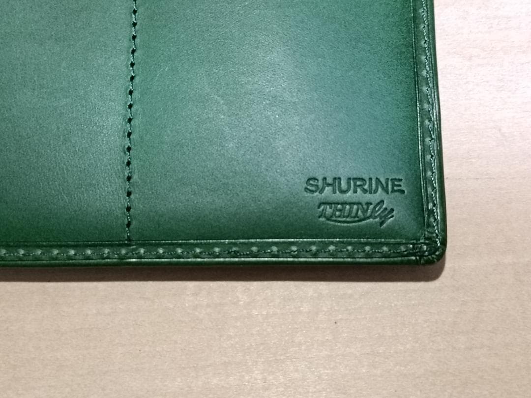 THINly SL-B-S04同型 緑系 カードをたくさん入れてもさらに薄い財布