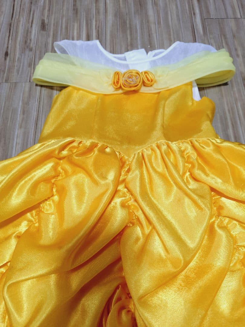 ビビディ・バビディ・ブティック　ベル　グローブ、ケープ、パニエ付き