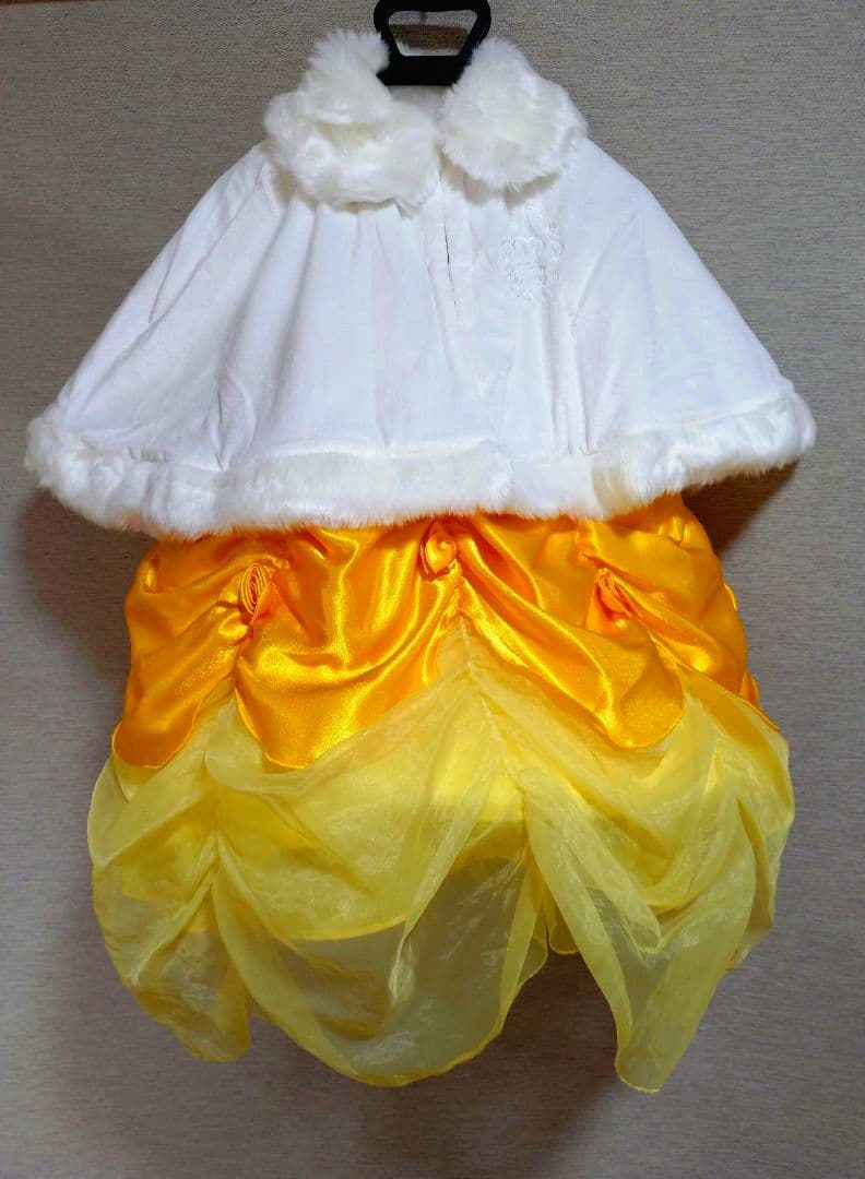 ビビディ・バビディ・ブティック　ベル　グローブ、ケープ、パニエ付き