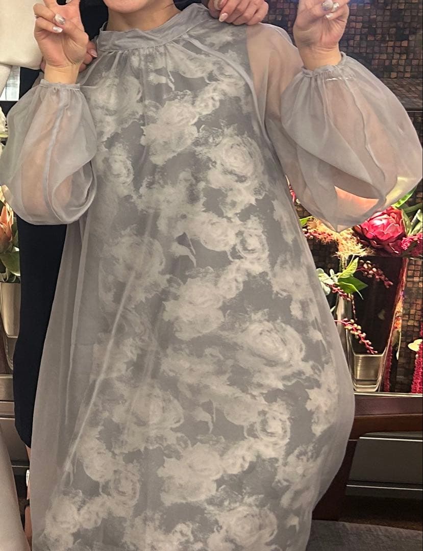 フローラル柄シースルーロングドレス 値下げ可能