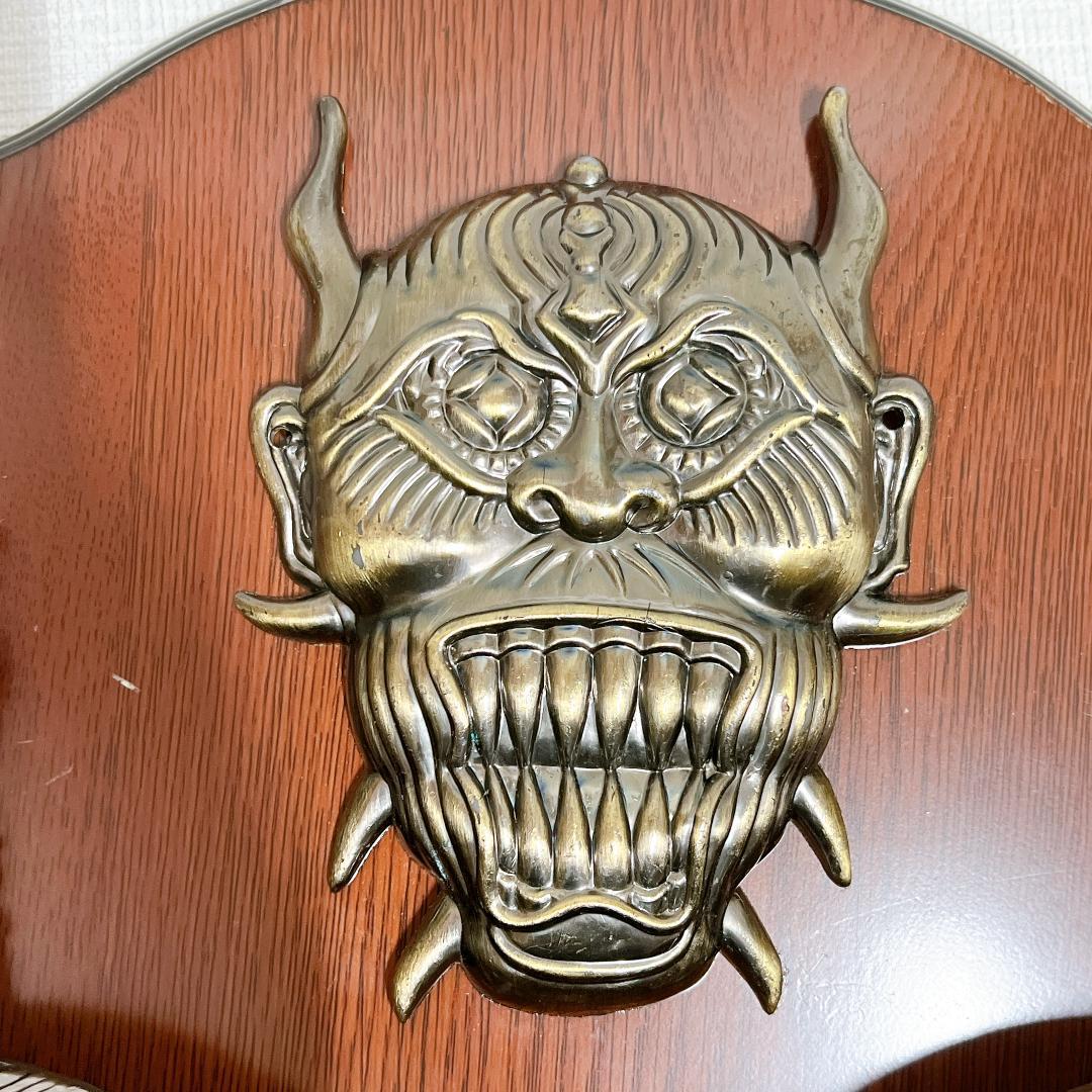 【希少✨】バトルアックスの壁掛け　中世ヨーロッパ風の壁掛け　鉄製で重量感あり