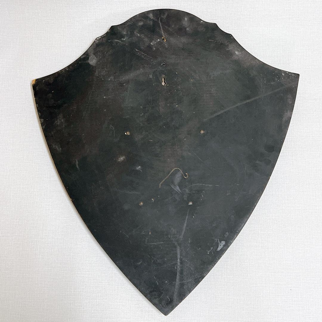 【希少✨】バトルアックスの壁掛け　中世ヨーロッパ風の壁掛け　鉄製で重量感あり