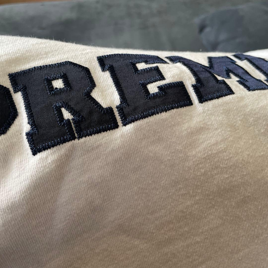 【値下げしました】Supreme ロゴTシャツ