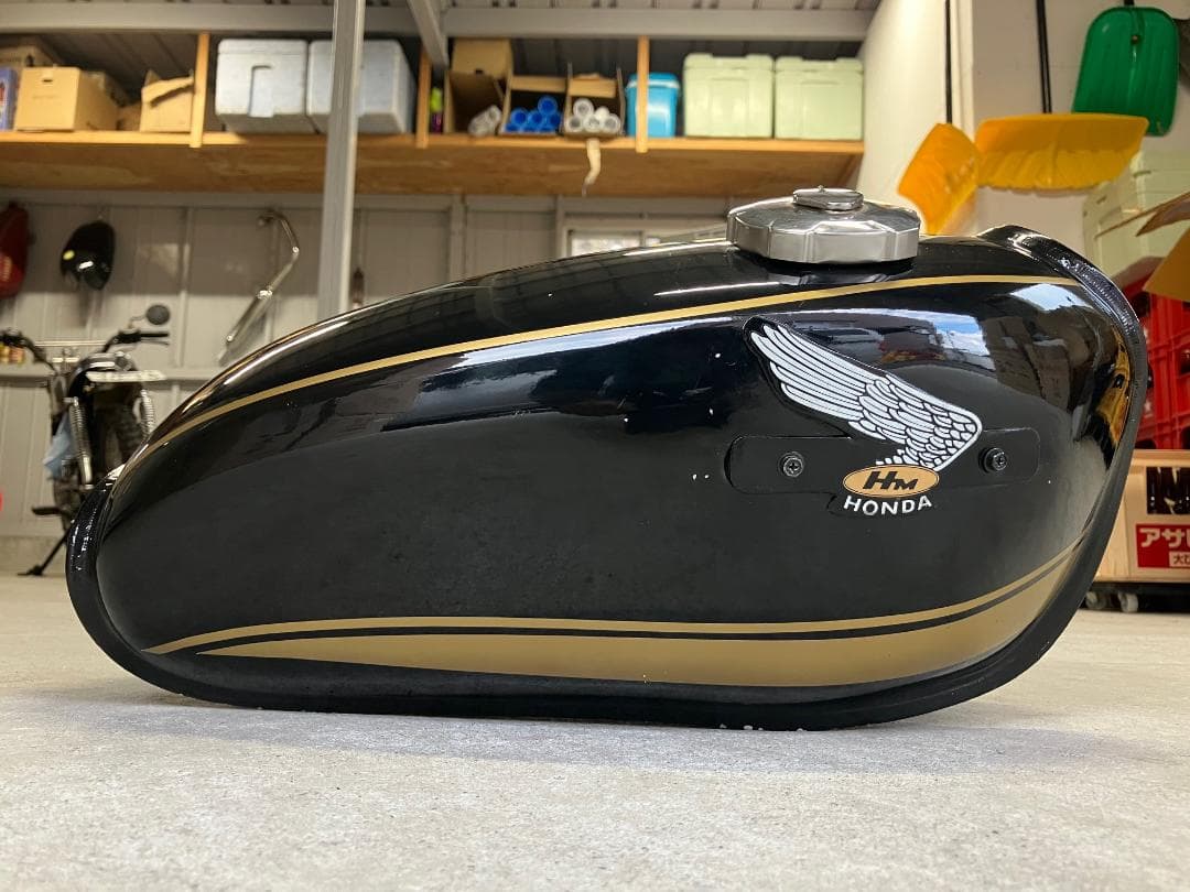 HONDA 汎用タンク ワンオフアルミエンブレム