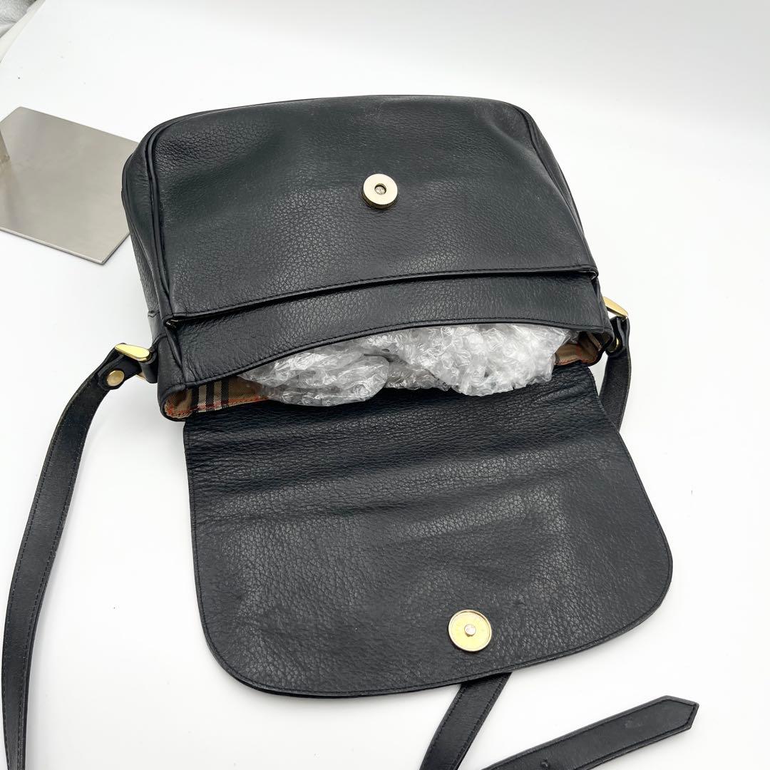 希少✨ バーバリー ショルダーバッグ フラップ ノバチェック レザー 黒 シボ革