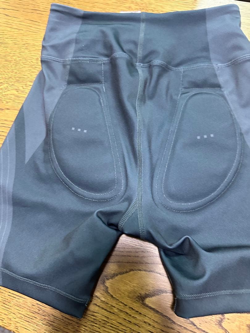 SIXPAD Hip Fit EMS機能付きエクササイズショーツS