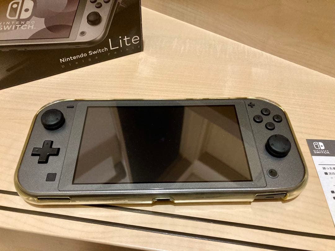 Nintendo Switch Lite （限定モデル ディアルガ・パルキア）